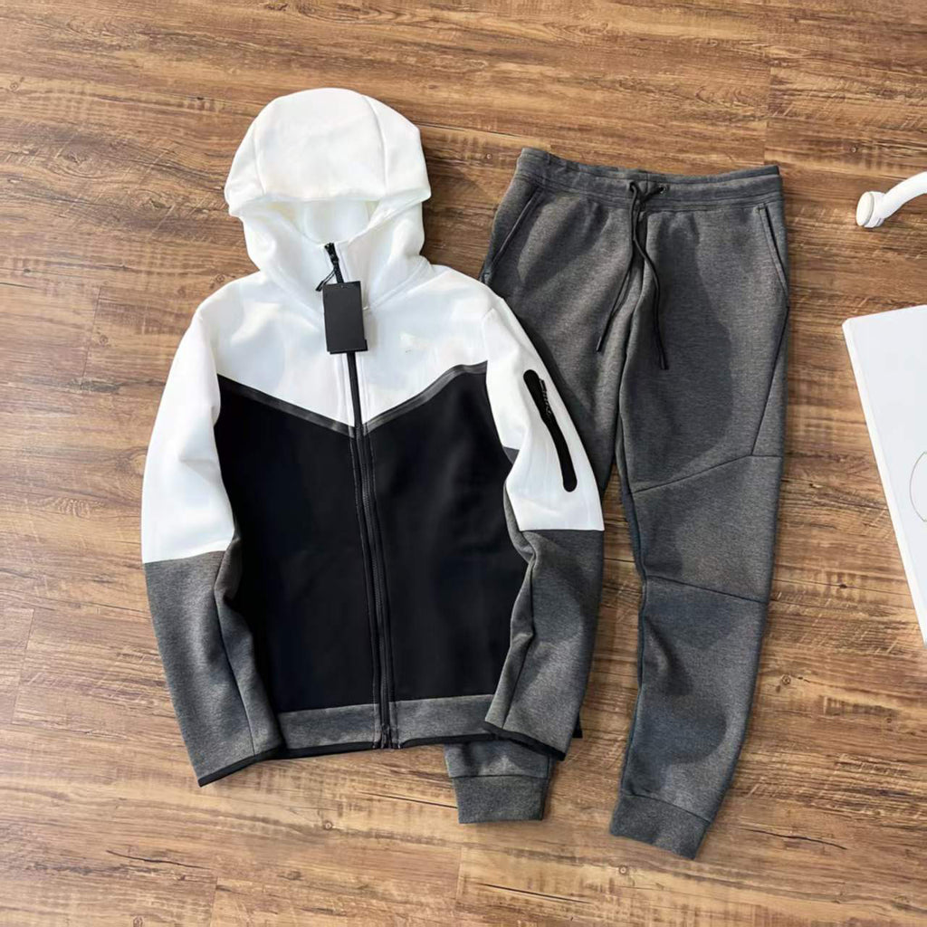 Tech Fleece normally